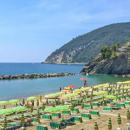 Holiday home 2 Bedroom Gorgeous In Deiva Marina