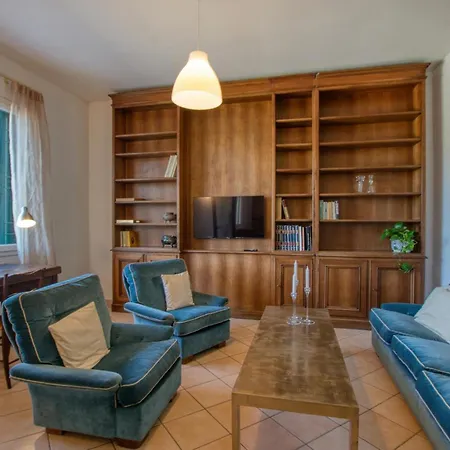 2 Bedroom Gorgeous In