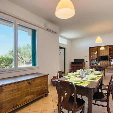 펜션 2 Bedroom Gorgeous In 라바냐