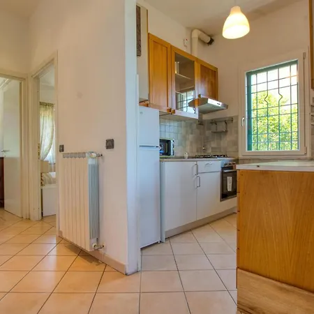 2 Bedroom Gorgeous In *